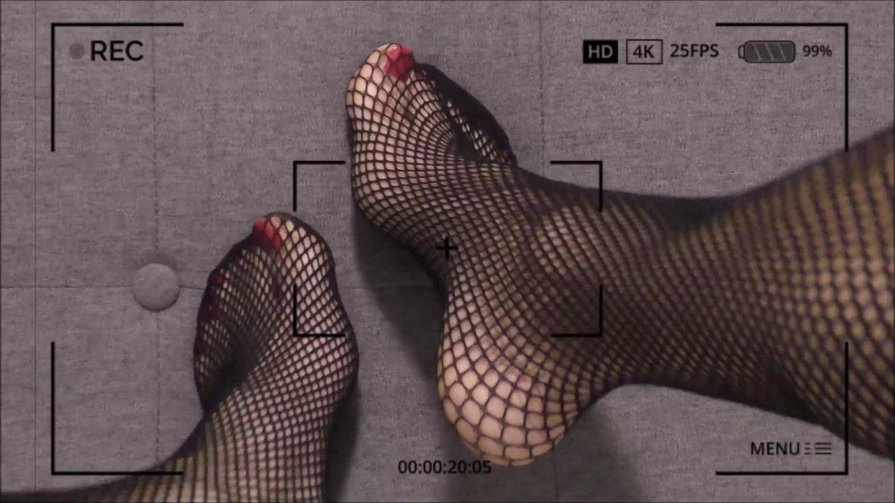 Horny in Pantyhose