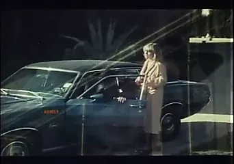 Andrea Guzon - La Figida Y La Viciosa