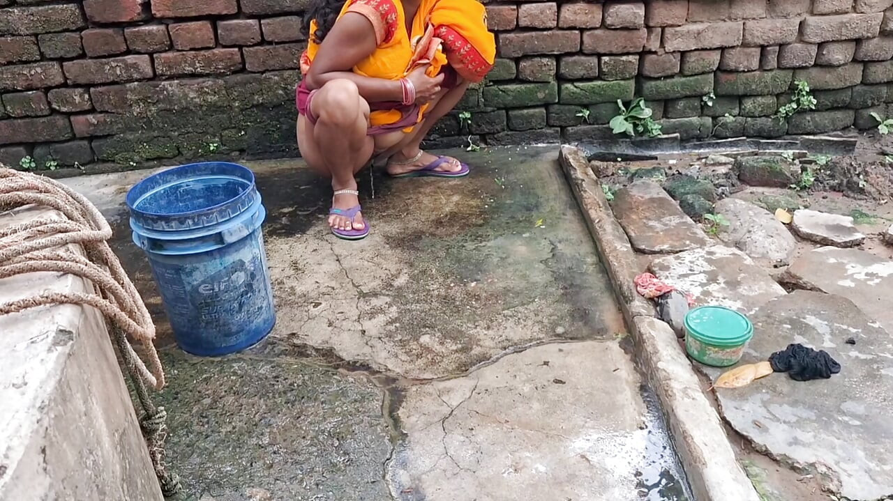 Bhabi Ấn Độ cheting husbend lái xe dài