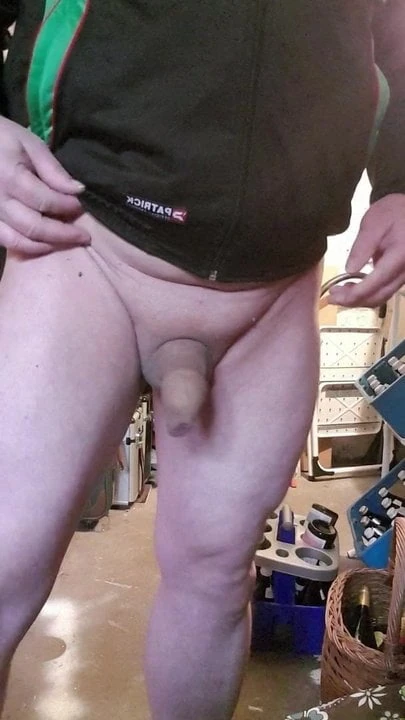 wank and piss in the basement