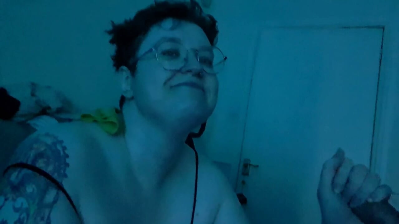 BBW gets throatfucked in stockings