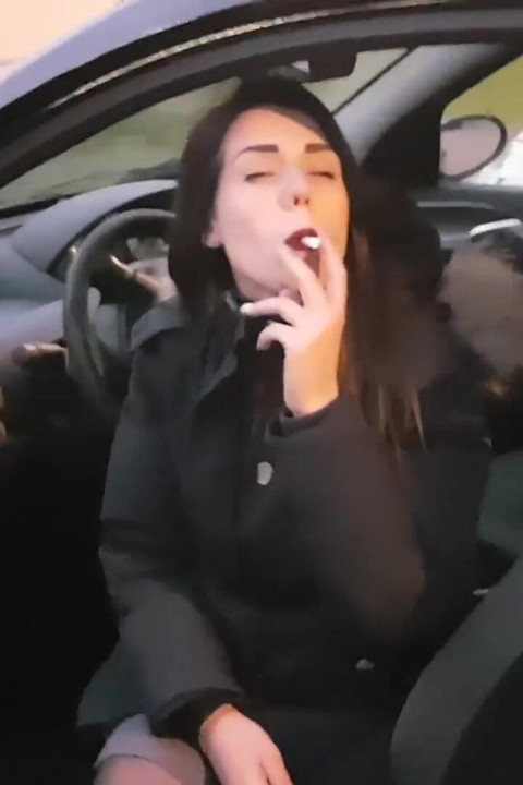 Outdoors smoking with sweet Petra