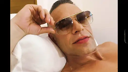 Yoga Teacher with a Perfect Body Gets off - S3xus - Raw 4K