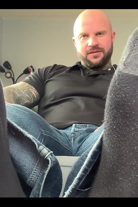 今日は一日中仕事で足がかゆい