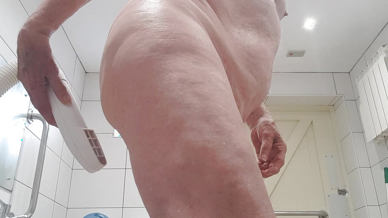 Another shower naked..