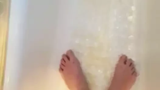 NS in der Badewanne