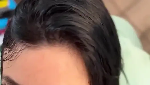 Бразильская девушка с большой задницей глотает всю сперму