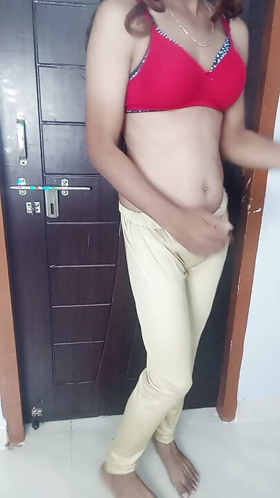 Indian stepmom seduce stepmom wearing infront of red saree removing