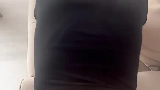 Bangun dan lurus di pantatnya