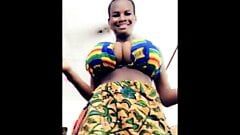 अफ्रीकी मॉडल शो विशाल स्तन
