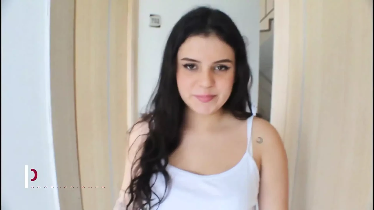 Taking Photos of My Neighbor's Slut- Porn in Spanish
