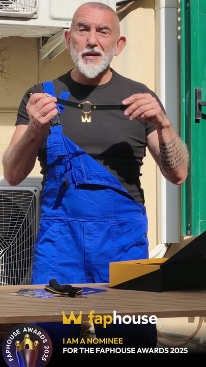 Tako sam ponosan i zahvalan što sam nominiran za gay kreatora godine na dodjeli nagrada Faphouse 2025.! Glasajte za mene, hvala!