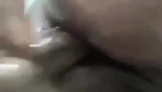 Соло, интенсивная анальная мастурбация в душе