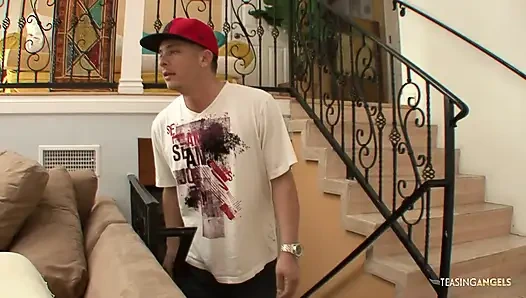 Blonde teen breaks into a house and gets her pussy penetrated