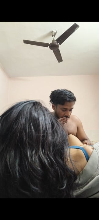 Une bhabhi indienne marathie baise dans une chambre d’hôtel, elle est tellement sexy