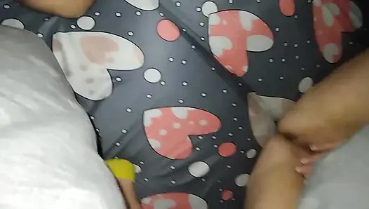 Blow me, cum inside her trim pussy