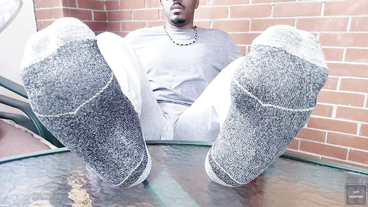 臭男人脚底 （2025）