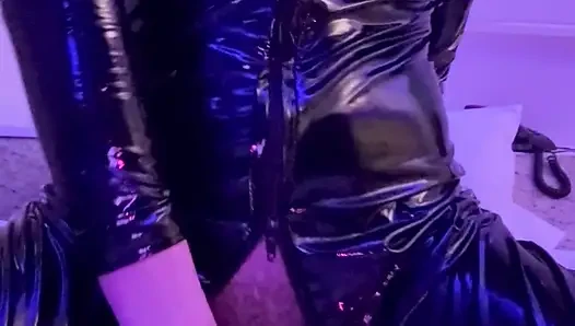 Breaking into my pussy with 3 big dildos at the same time