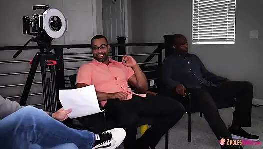 Riley si istri sange berat didobel penerasi sama 2 pria kulit hitam kontol besar