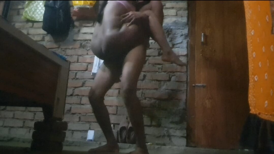 วิดีโอสาวหมู่บ้าน chudai seelipng ครั้งแรก chudai วิดีโอ bhabhi อินเดีย
