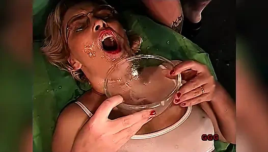 Ggg - cewek rambut pirang dengan toket besar dicrot sperma sama banyak kontol besar