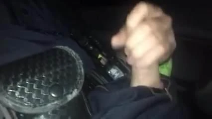 Police man in squad card