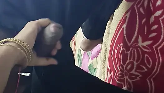 Kapalı kapılar ardında riskli iş üvey erkek kardeş üvey kız kardeşini sikiyor
