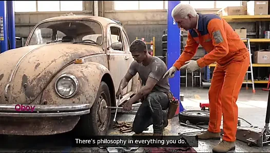 Vermieterin steckt in der waschmaschine fest - Asia town - E04