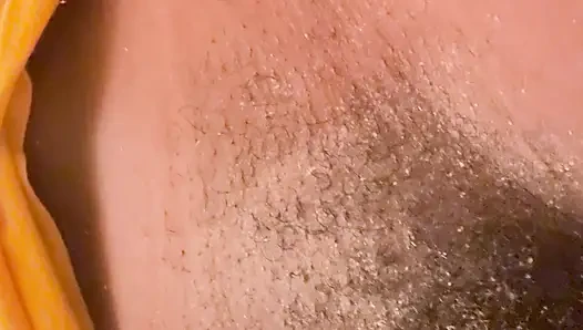 Tutorial (wie man die muschi putzt)