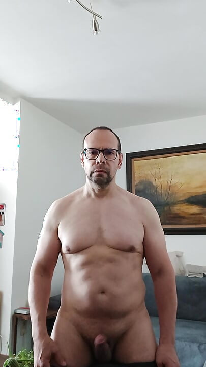 I admire my physical results after 4 months of sport