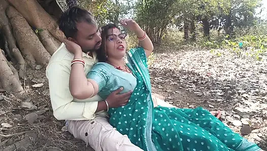 Bengali sexy village wife chitting her husband and meet her boyfriend outdoor, Bengali Sex video