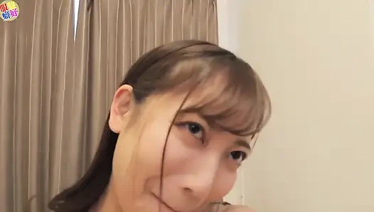Kırmızılı masum güzellik