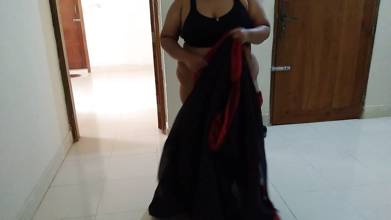 Stepson Fucking While Undress Saree Indian Hot Stepmom for Valentine 2023 - Anal Fuck & Celebration