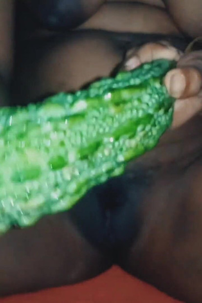 Desi Sexy Wife Masturbation with Vegetable