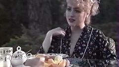 Bande Annonce Party Doll 1990