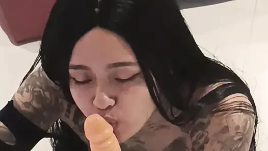 I love to suck it on the sly