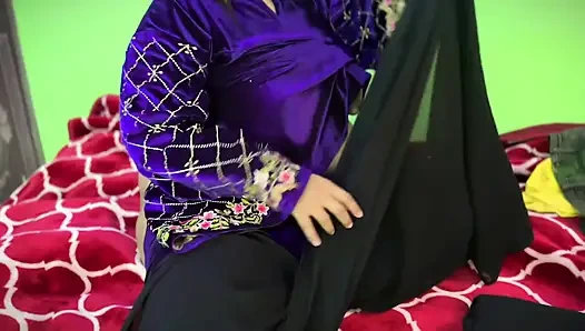 Pantat besar desi & payudara besar