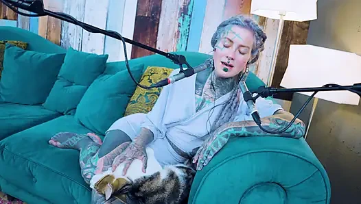 Aku lagi ngomongin tentang e - empathy - asmr podcast sfw lagi ngomongin tentang model tato rambut gimbal