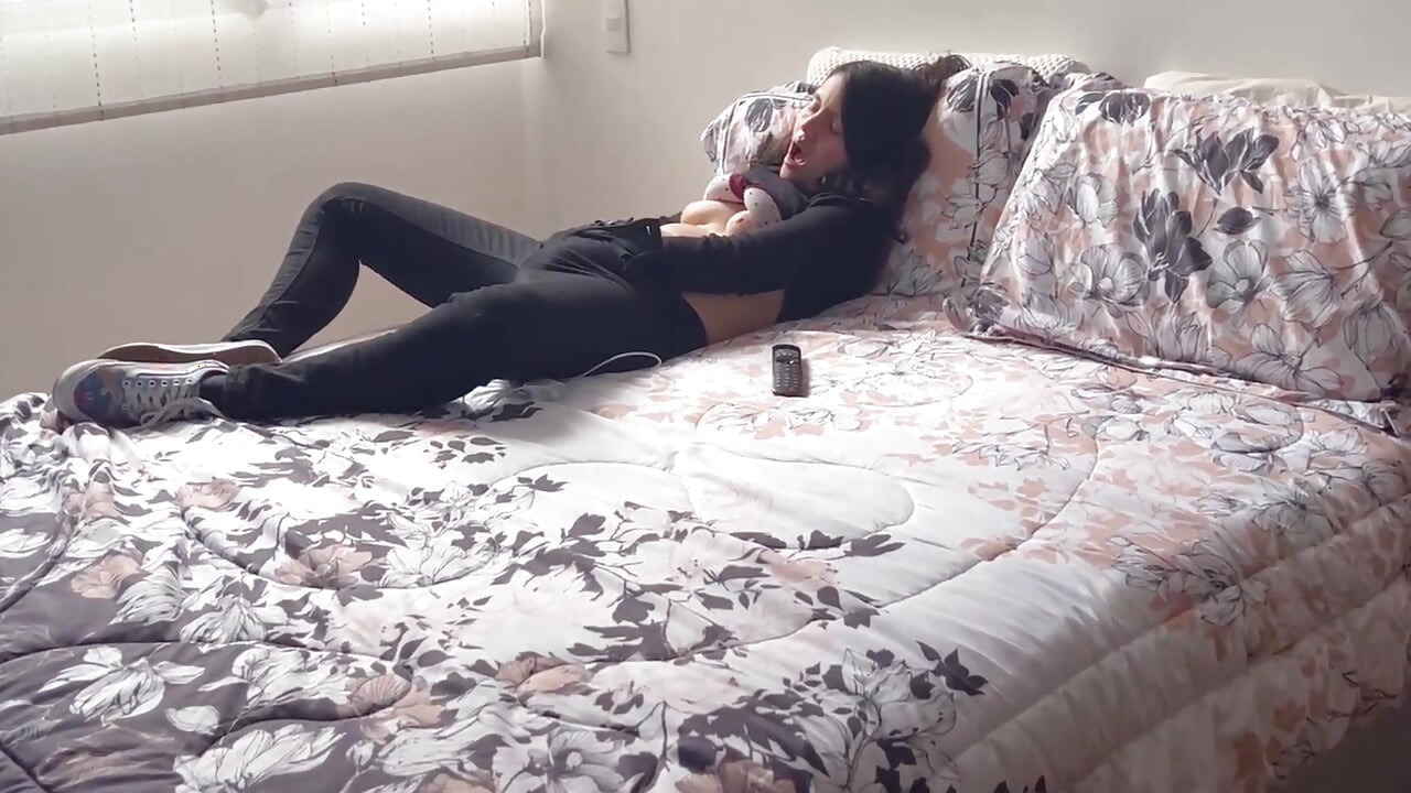 Vreau să încerc un vagin, pentru a ști de ce lesbienele au un gust atât de bun