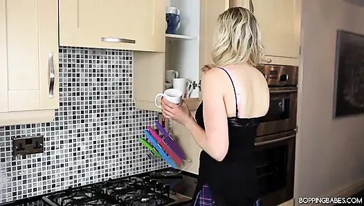 Сапфир - стриптиз на кухне