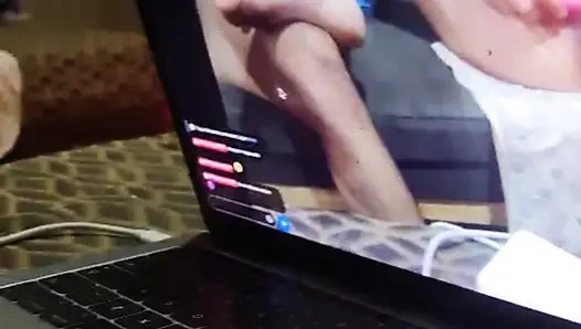 Frisches sperma für ehemann, um darüber zu sabbern