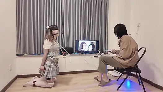 Hs021-an Asian Girl in School Uniform Was Disciplined