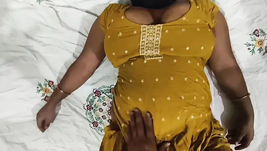 Indische desi freundin sexvideo und indischer pornhub, desi mms leak video und desi xhamster video com