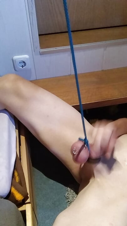 2,5 кг виси на топките ми, CBT