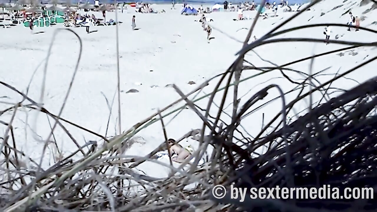 Beach Girl Barbetta Gets Naked in the Bushes