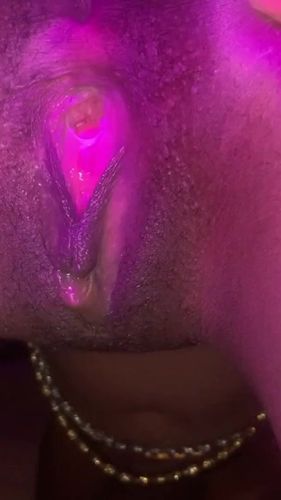 火辣乌木女郎舔阴时刻后视 | 短片 3