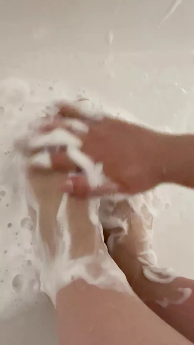 Washing my Stinky and Dirty Feet