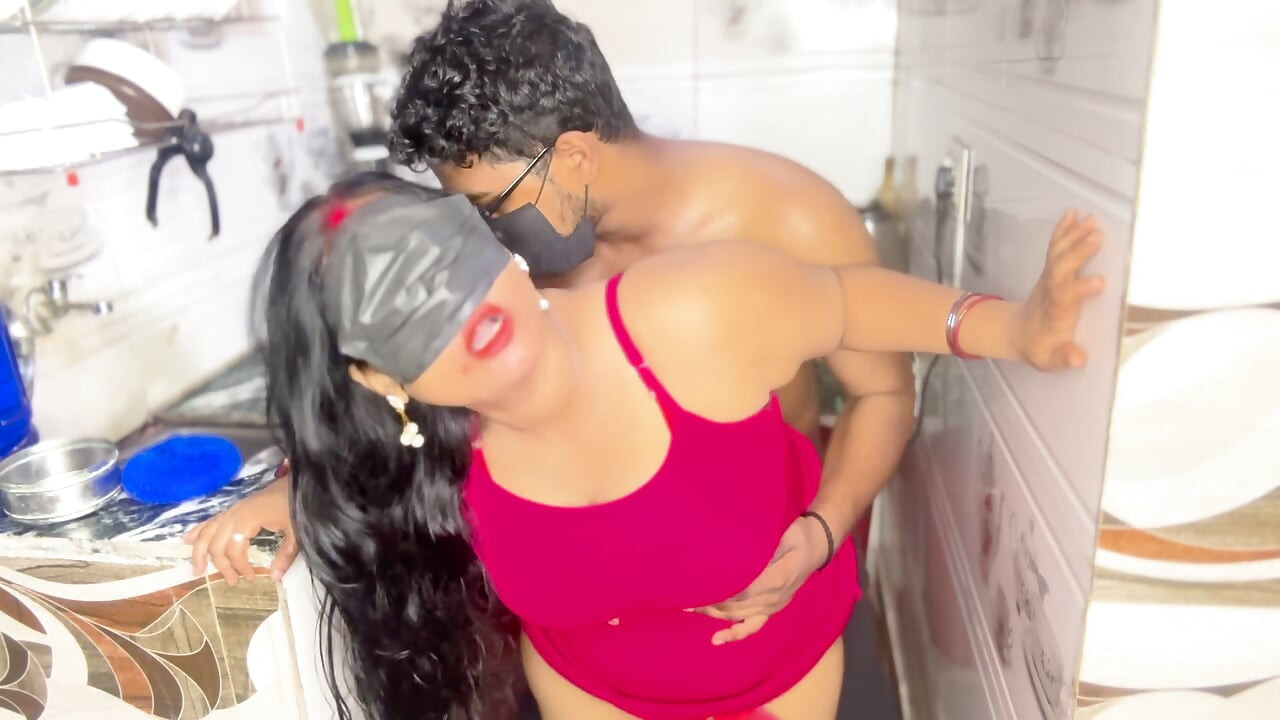 Desi Husband Wakes Up His Sexy Wife For Morning Hardcore Chudai Session