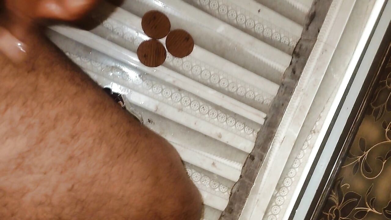 Land se nikali Hui cream