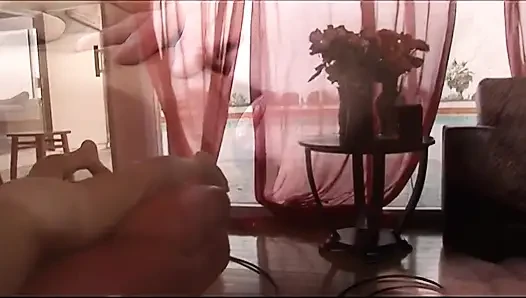 Azgın amcık yalıyor ve sonra azgın sert sikişiyor